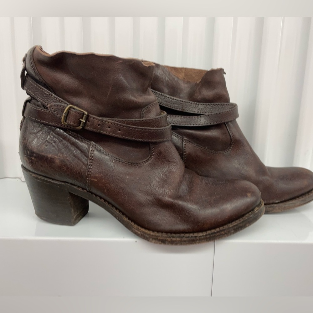 Frye Women’s Brown Ankle Boots Size 8?